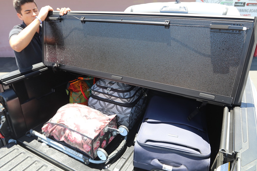 armor-flex-undercover-tonneau-cover-install